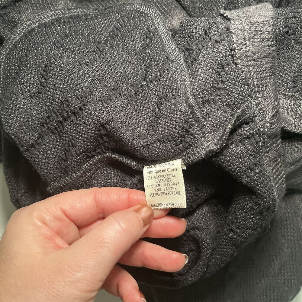 New In Boutique Gray Cable Knit Oversized Button Down Shacket Womens Size Large - Picture 9 of 12